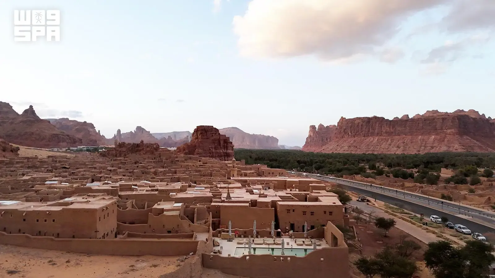 صورة من الألبوم
