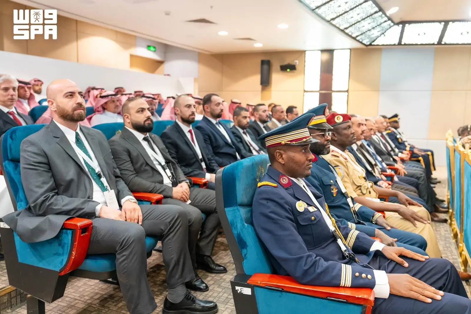 صورة من الألبوم