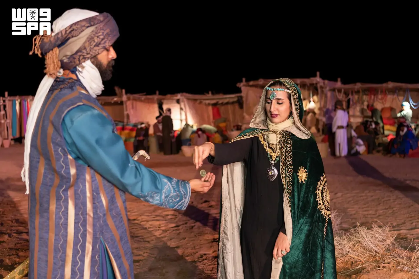 صورة من الألبوم