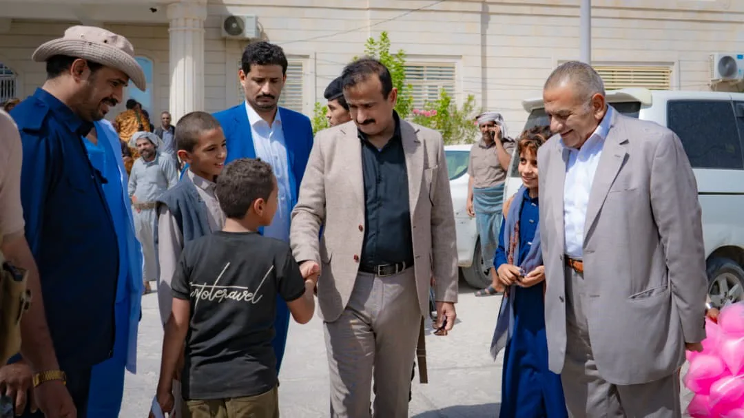 صورة من الألبوم