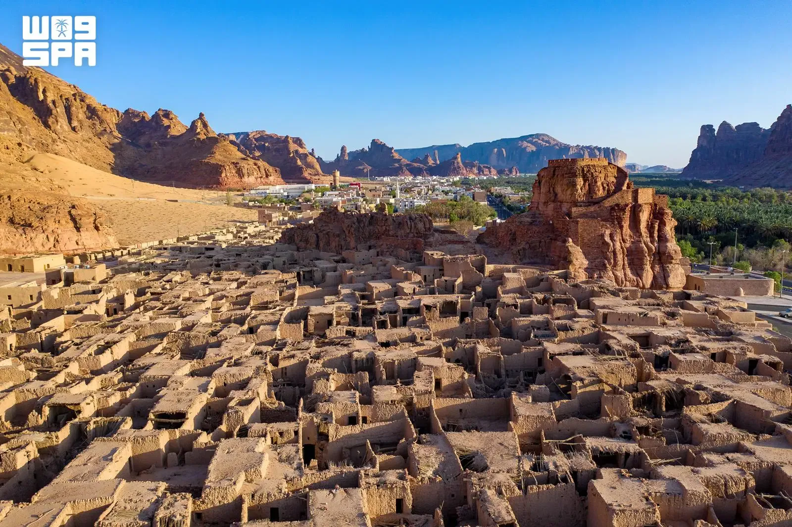صورة من الألبوم