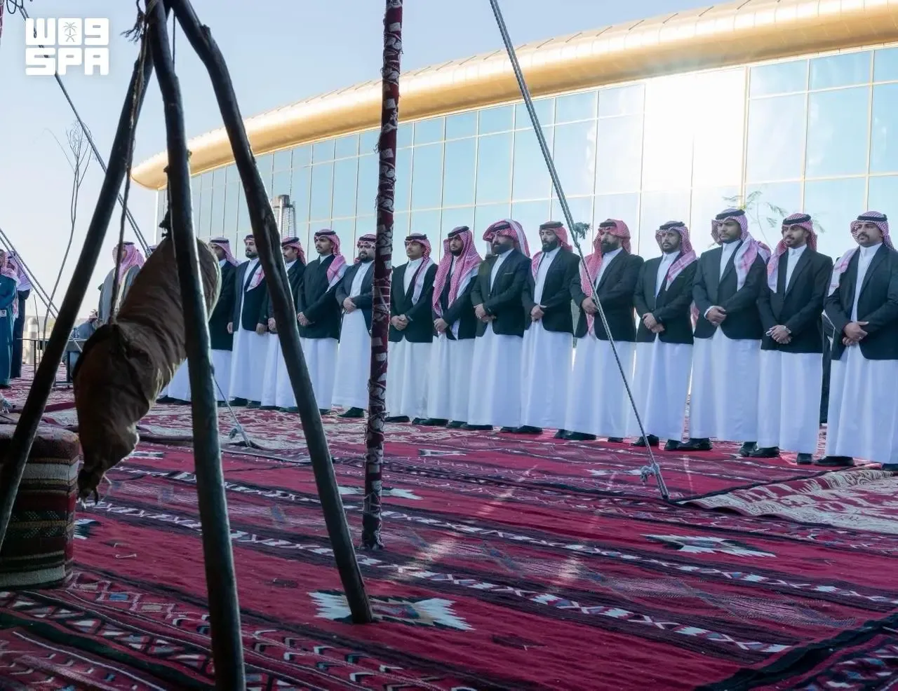 صورة من الألبوم
