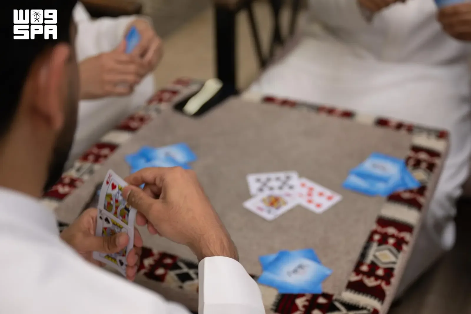 صورة من الألبوم