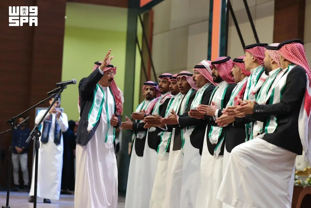 صورة من الألبوم