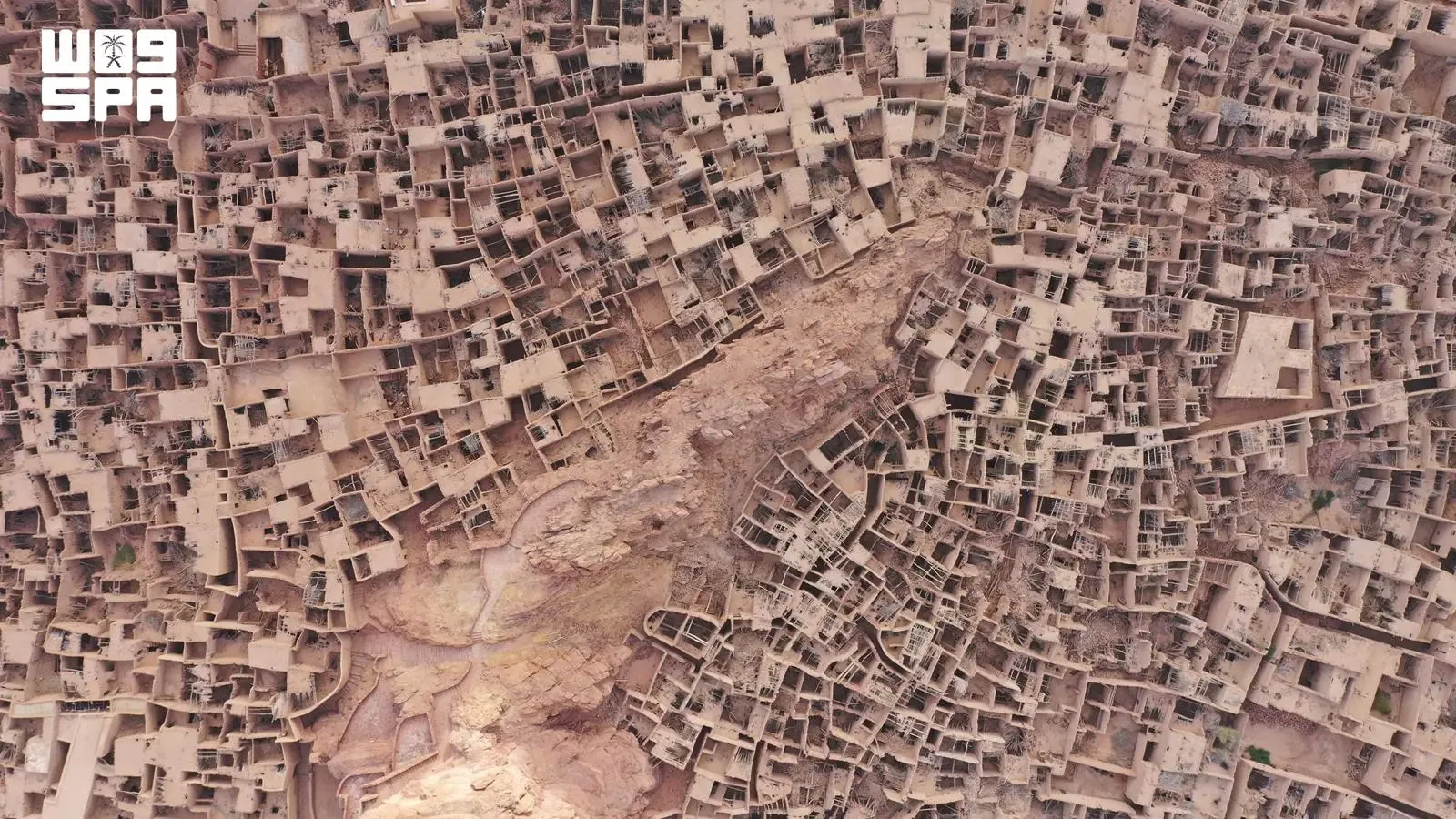 صورة من الألبوم