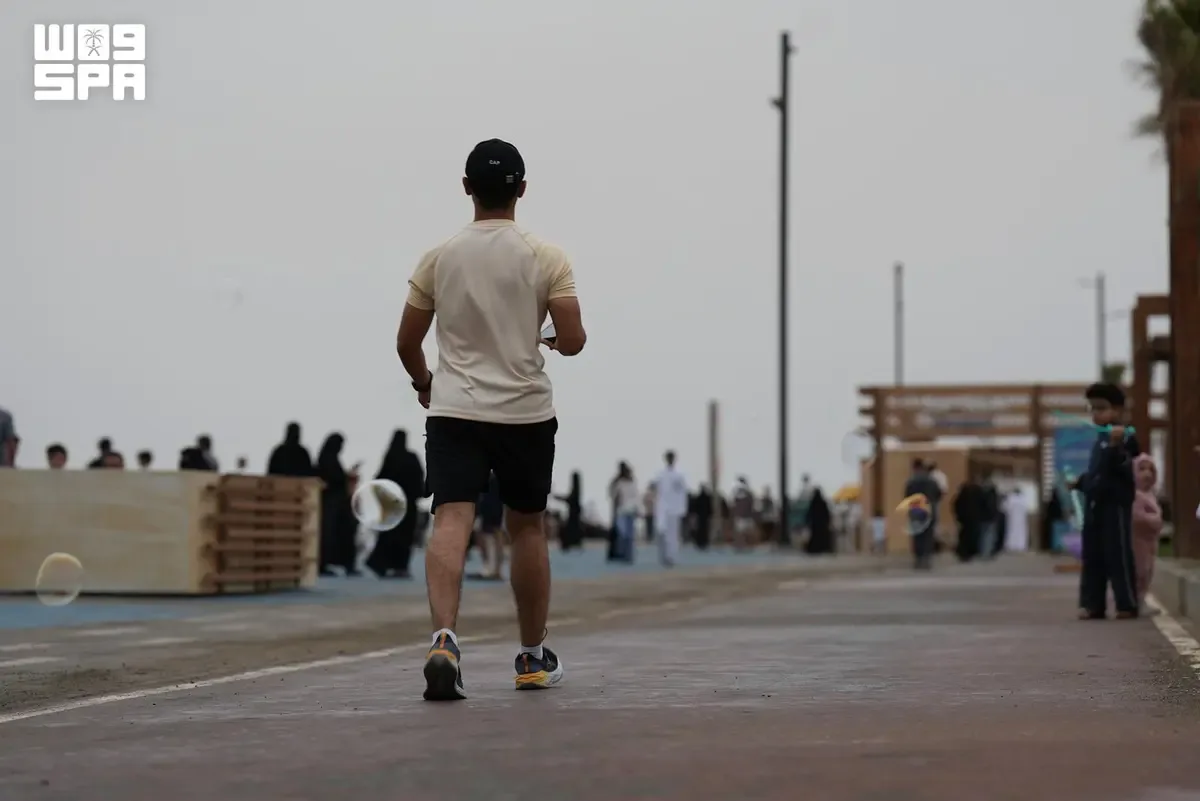 صورة من الألبوم