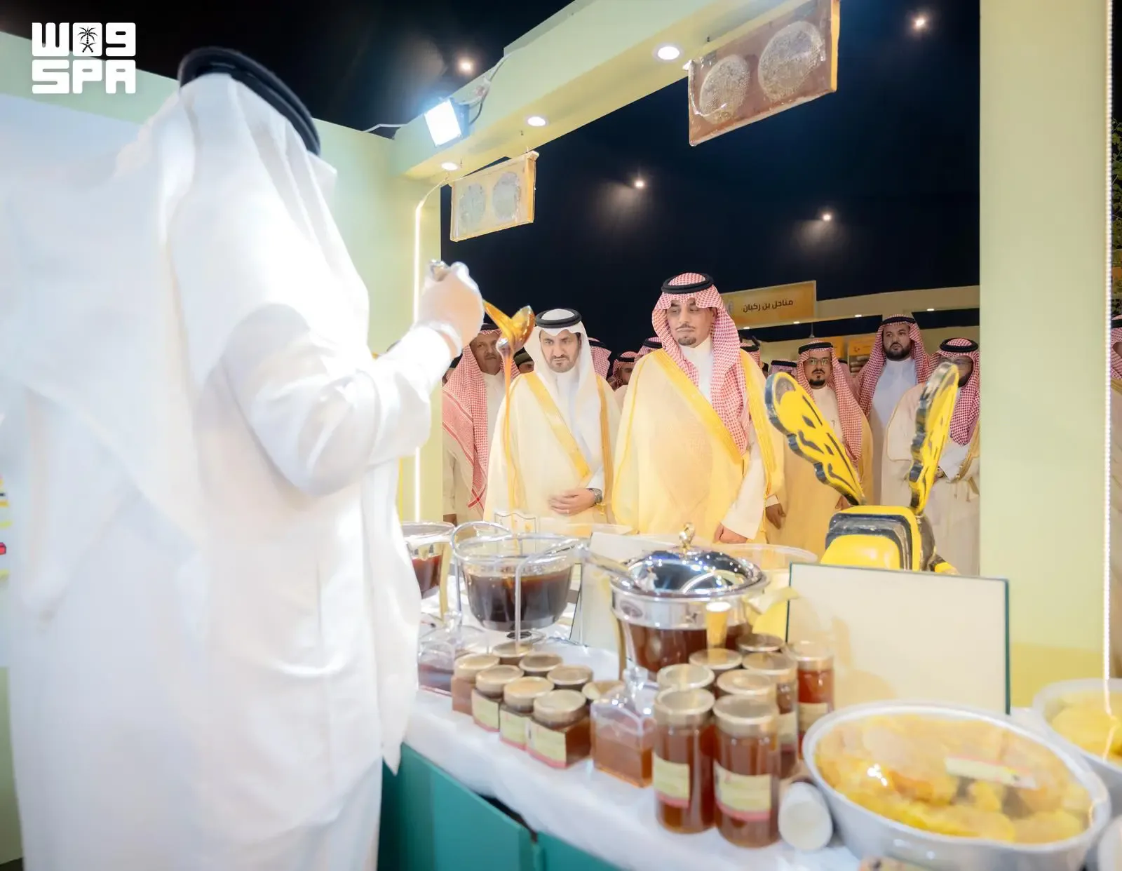 صورة من الألبوم