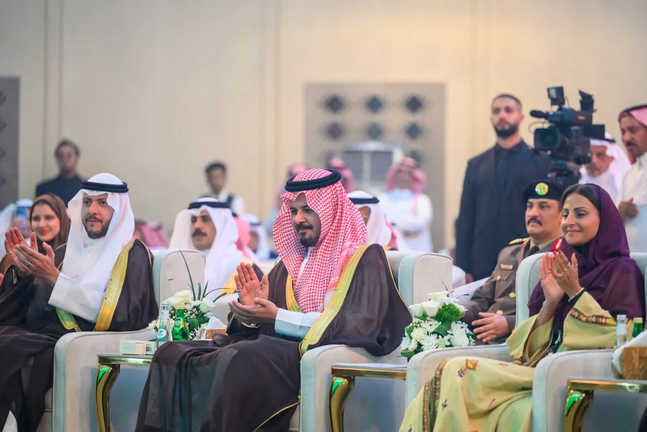 صورة من الألبوم