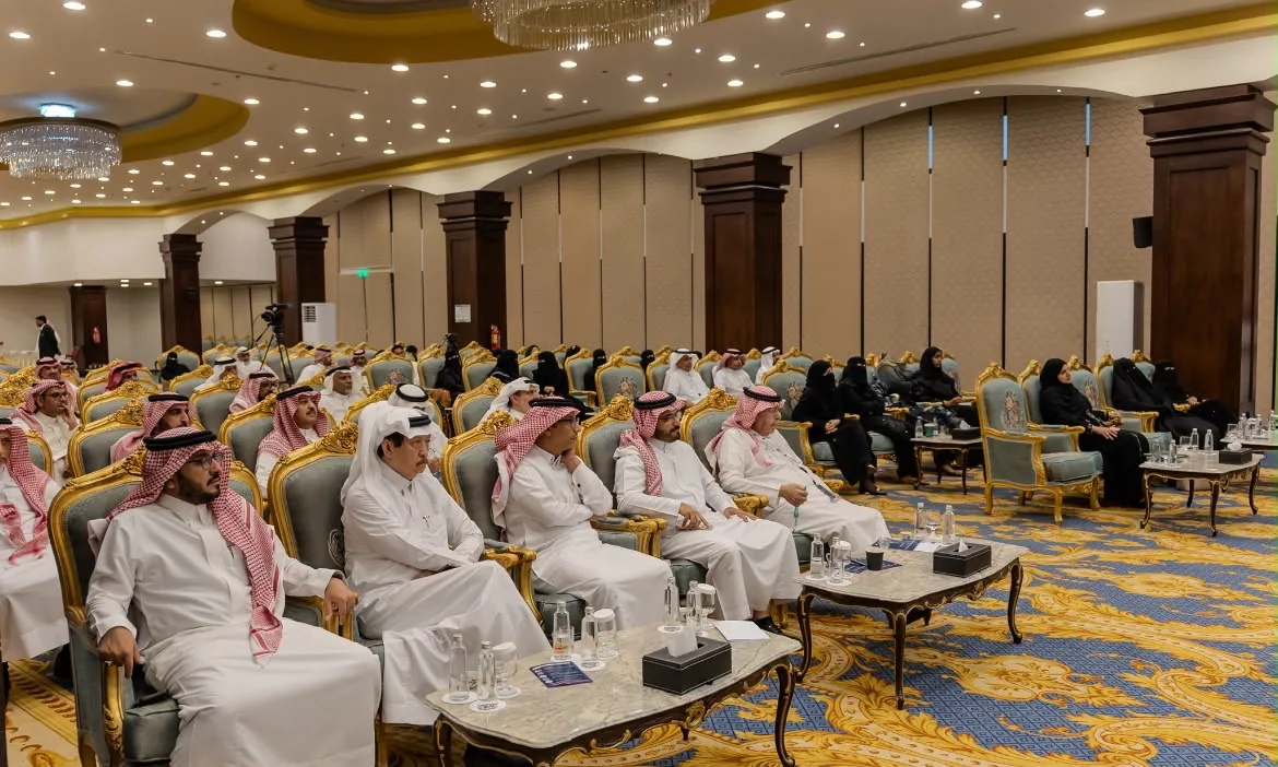 صورة من الألبوم