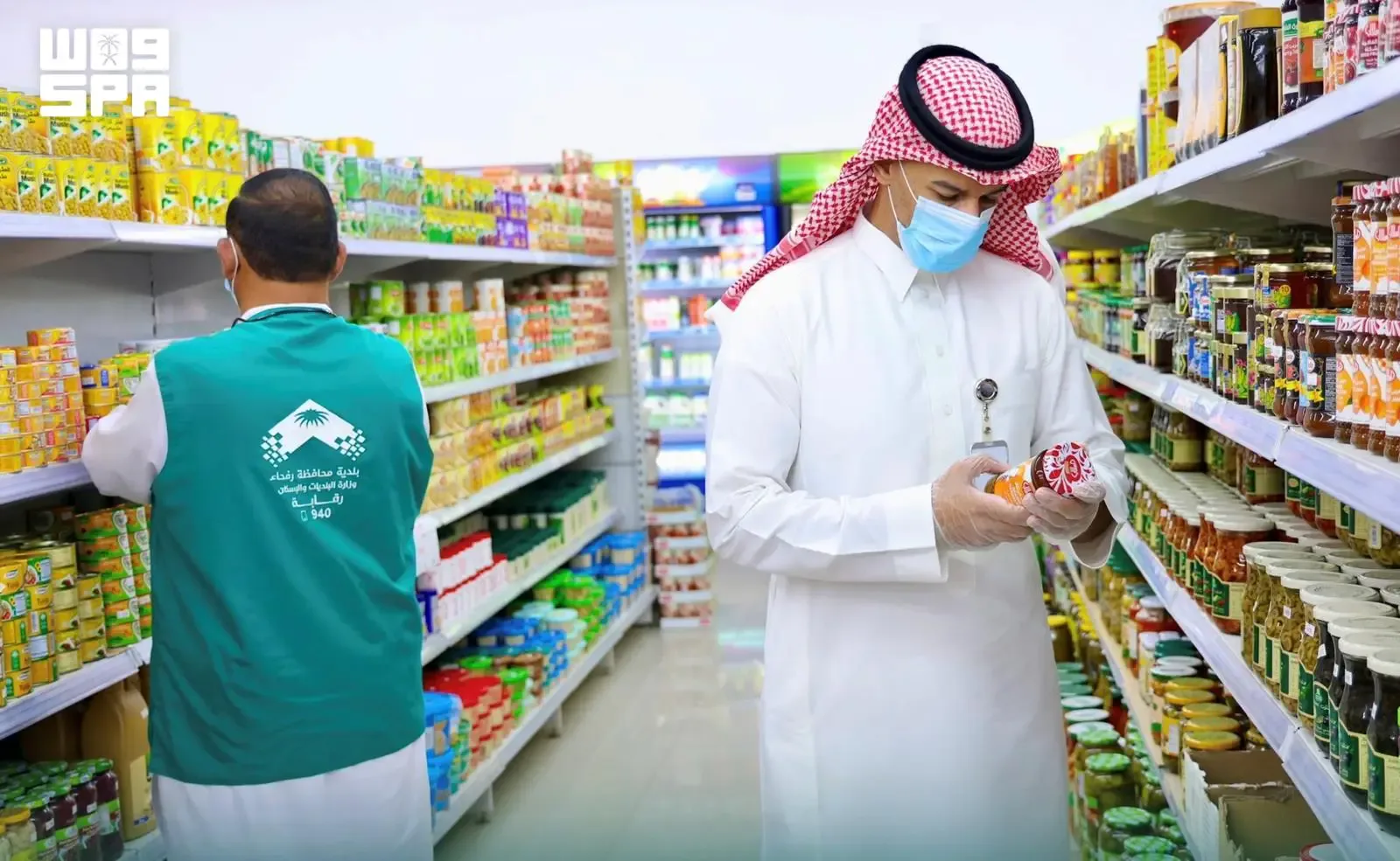 صورة من الألبوم