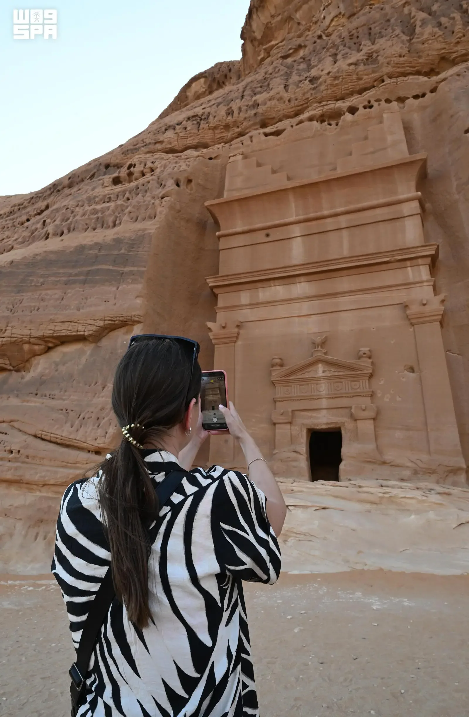 صورة من الألبوم