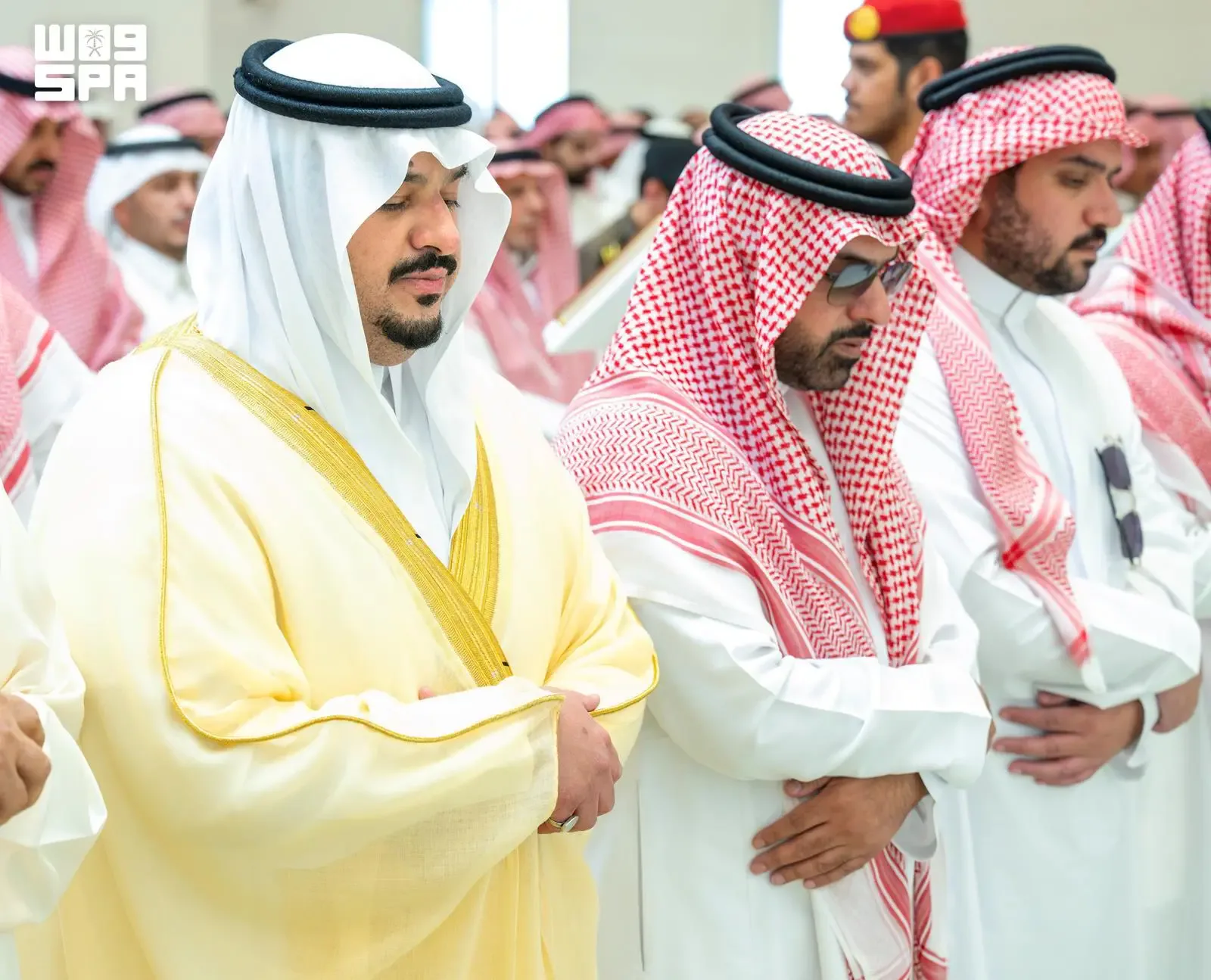 صورة من الألبوم