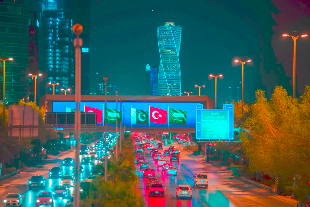 صورة من الألبوم