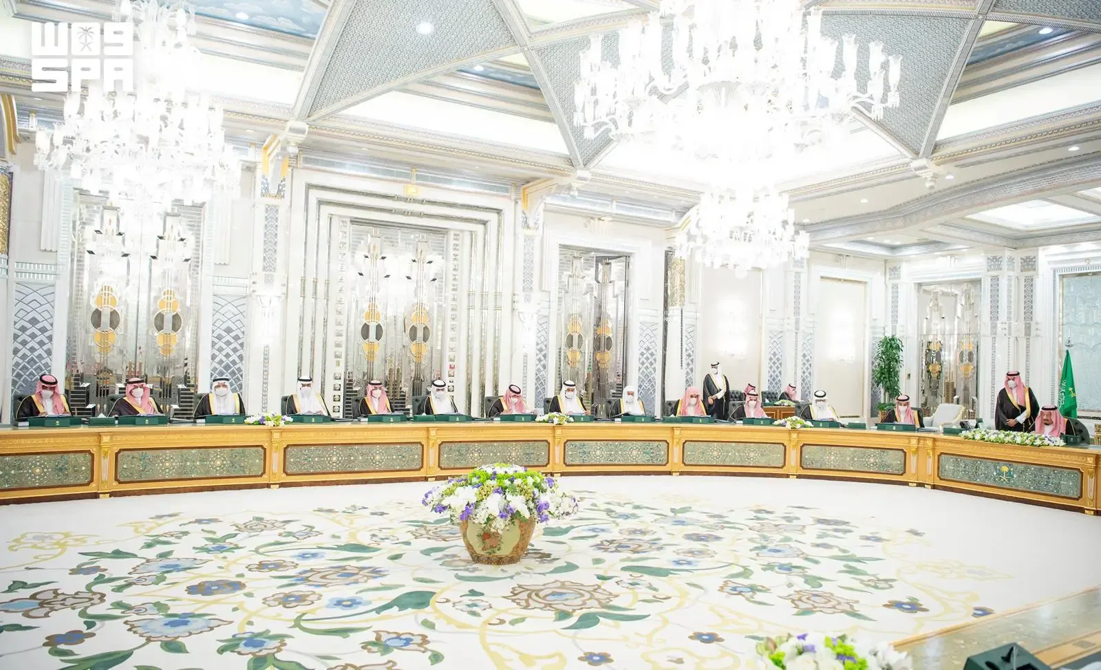 صورة من الألبوم