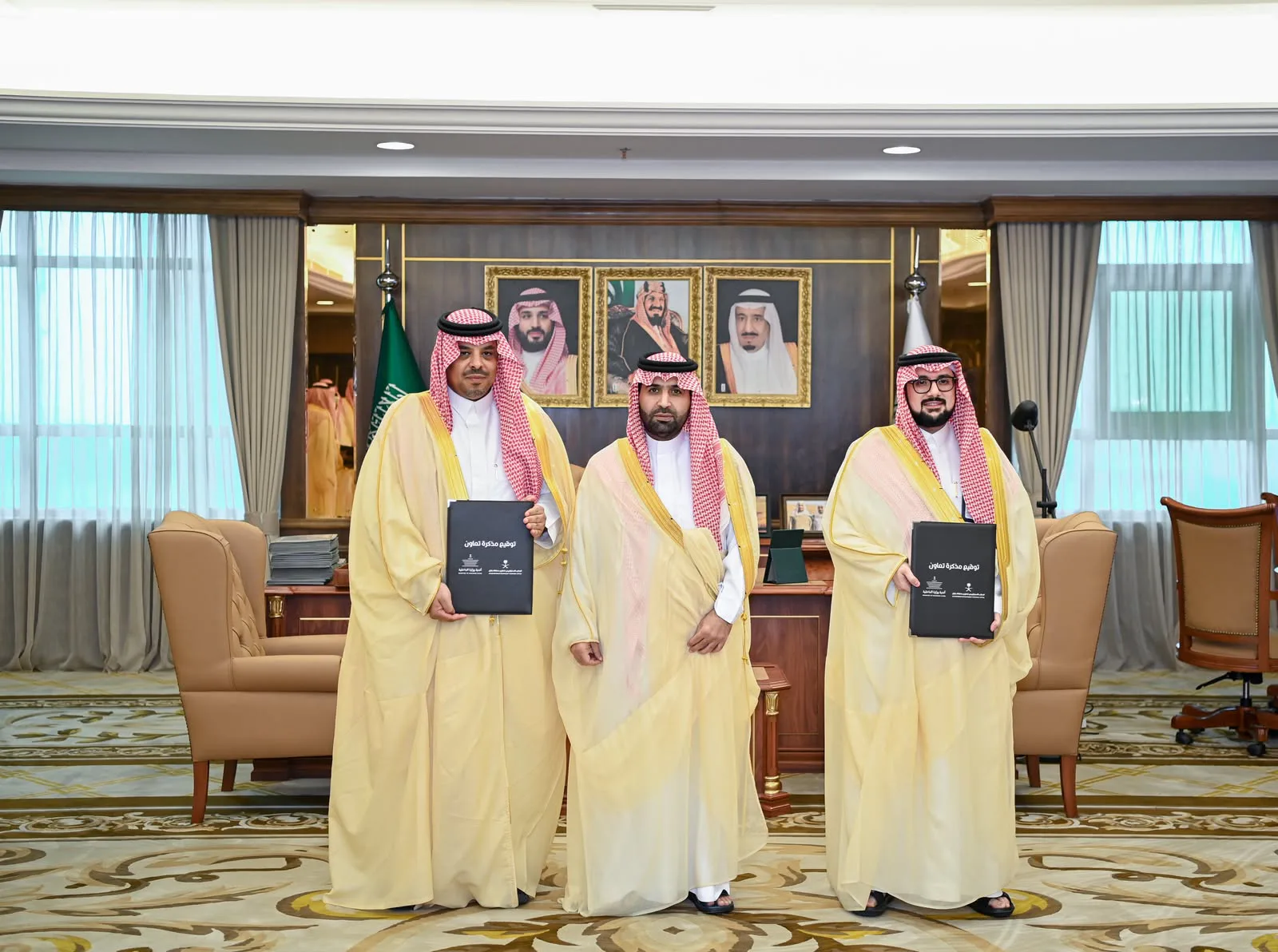 صورة من الألبوم
