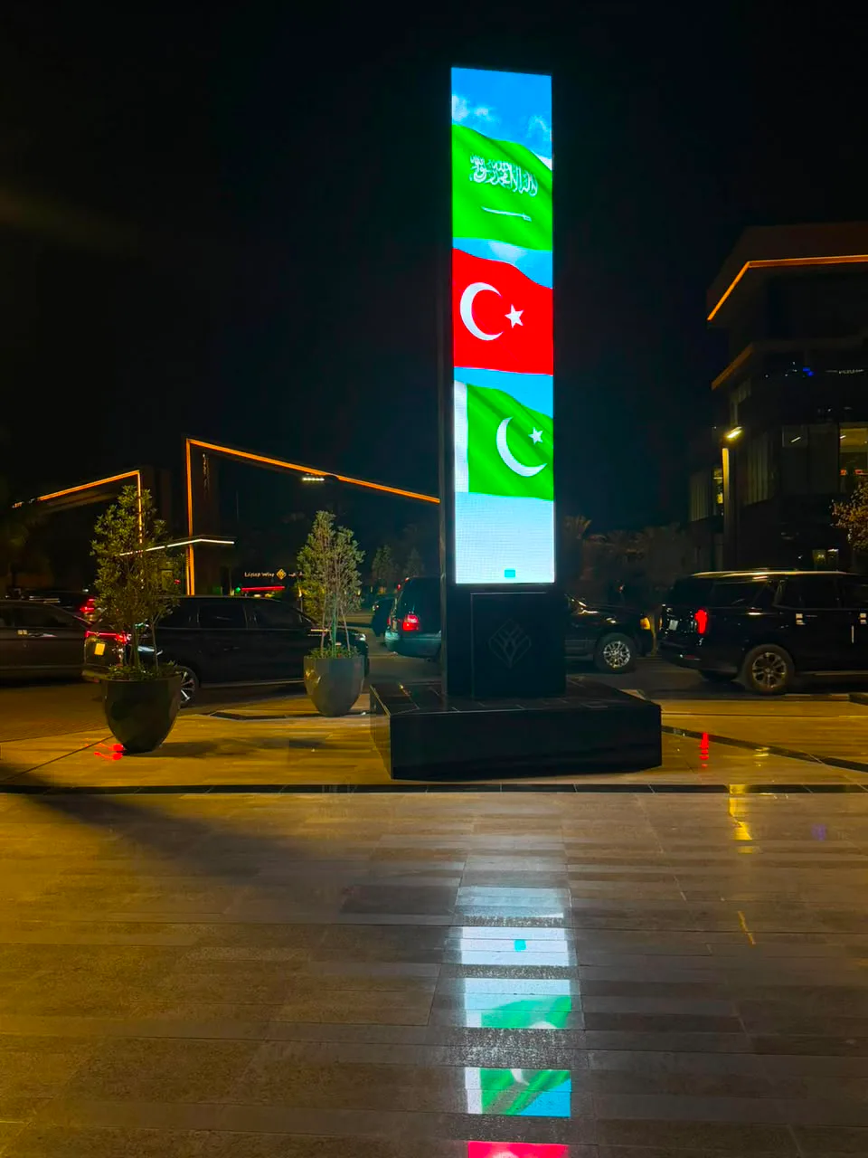 صورة من الألبوم