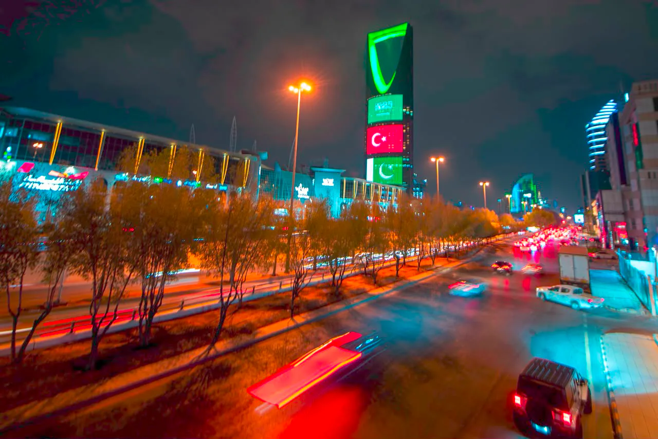 صورة من الألبوم