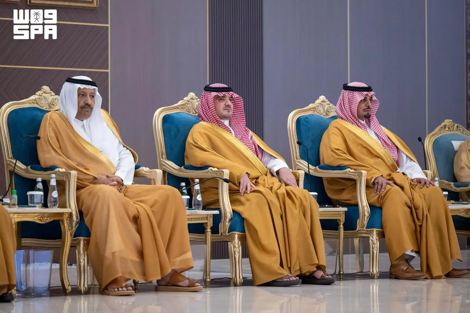 صورة من الألبوم