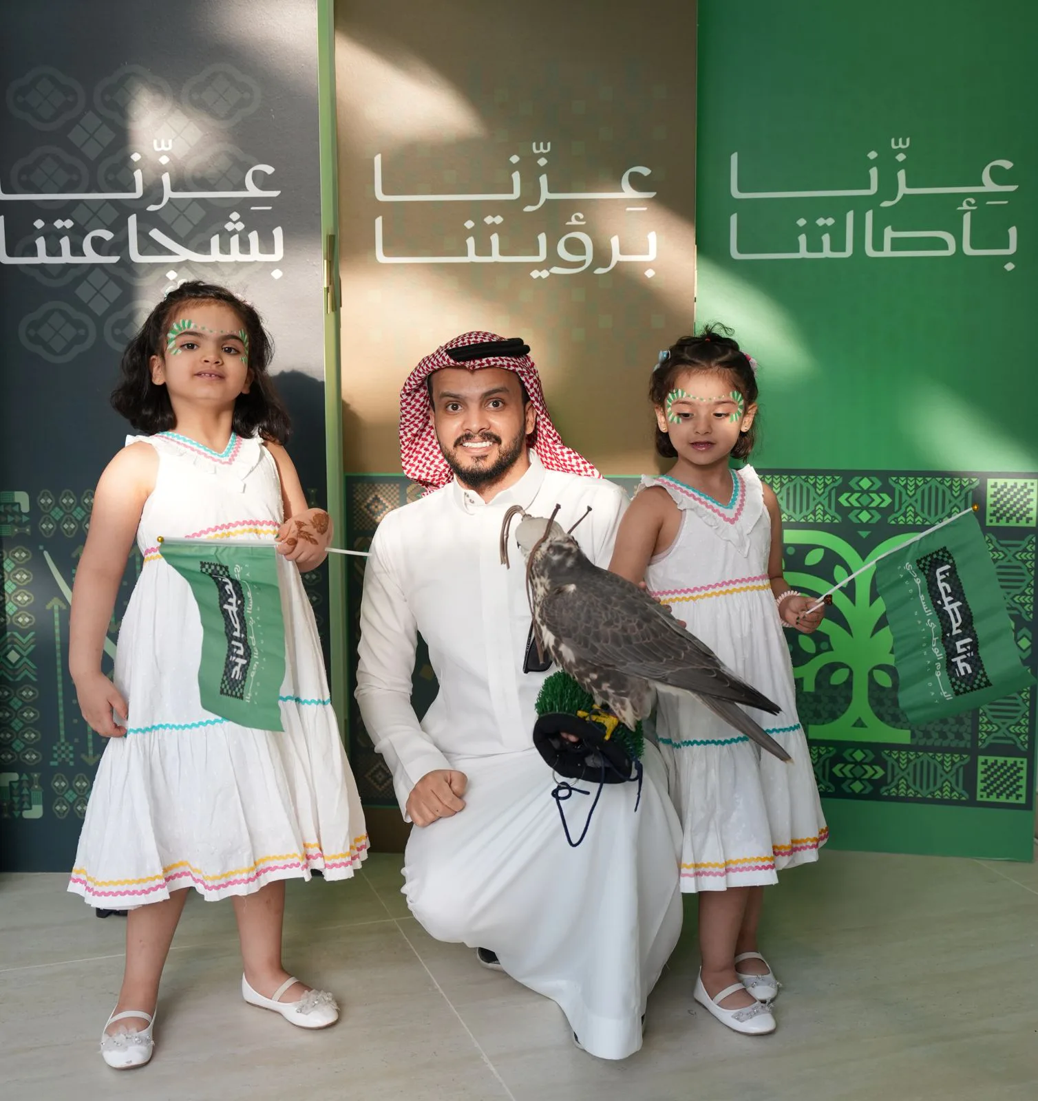 صورة من الألبوم