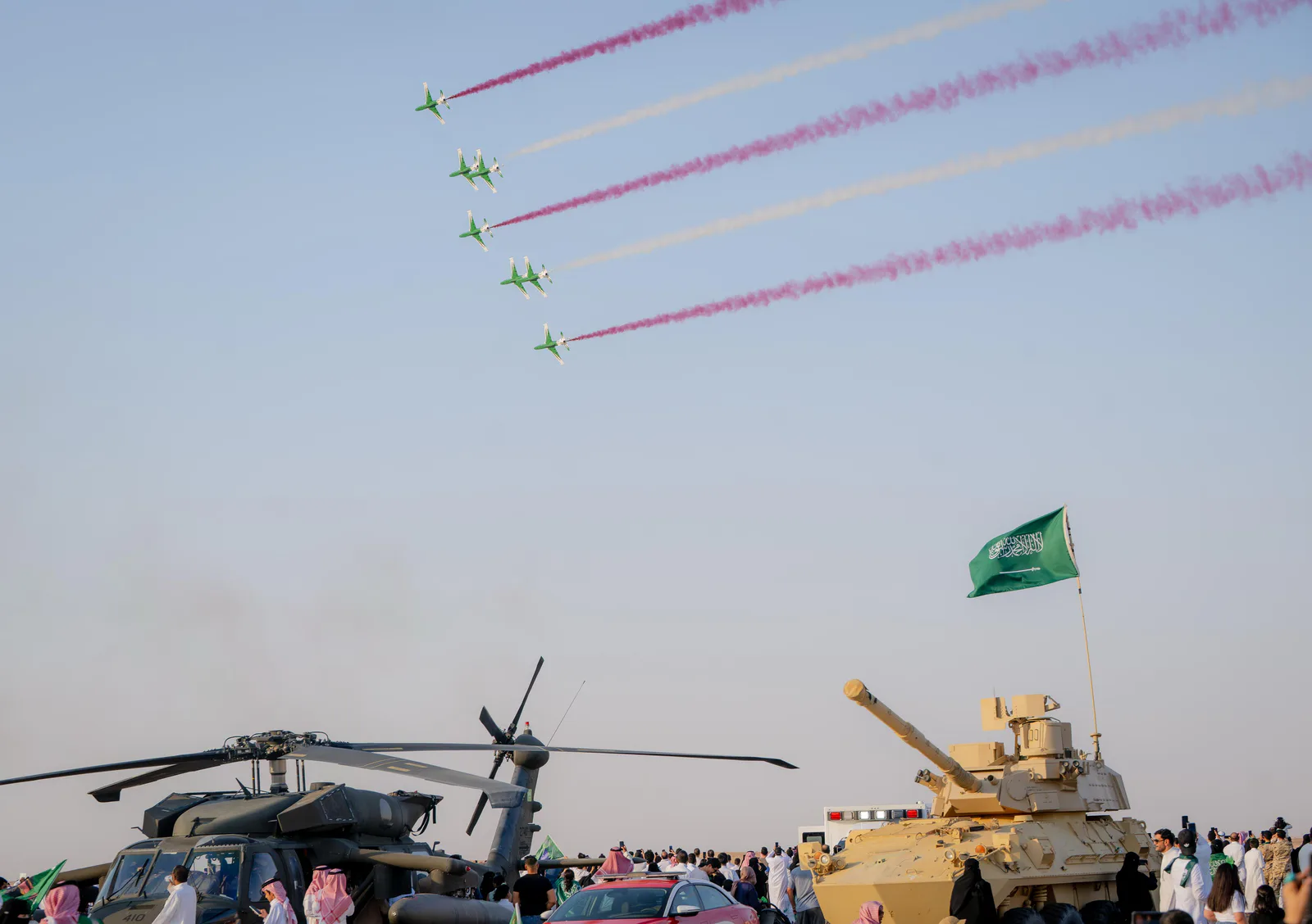 صورة من الألبوم