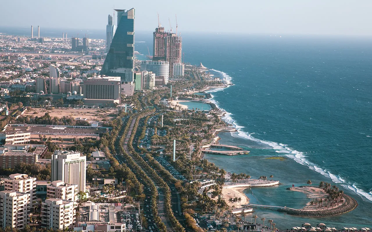 «خليجي 27».. جماهير البطولة تعيش تجربة المطبخ الحجازي في جدة 