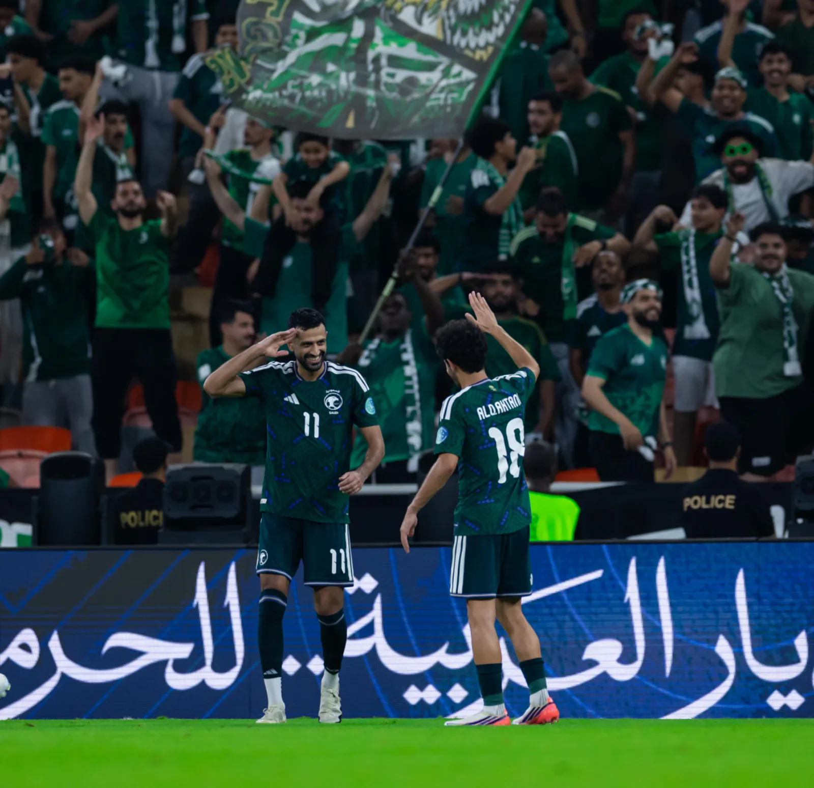 صورة من الألبوم