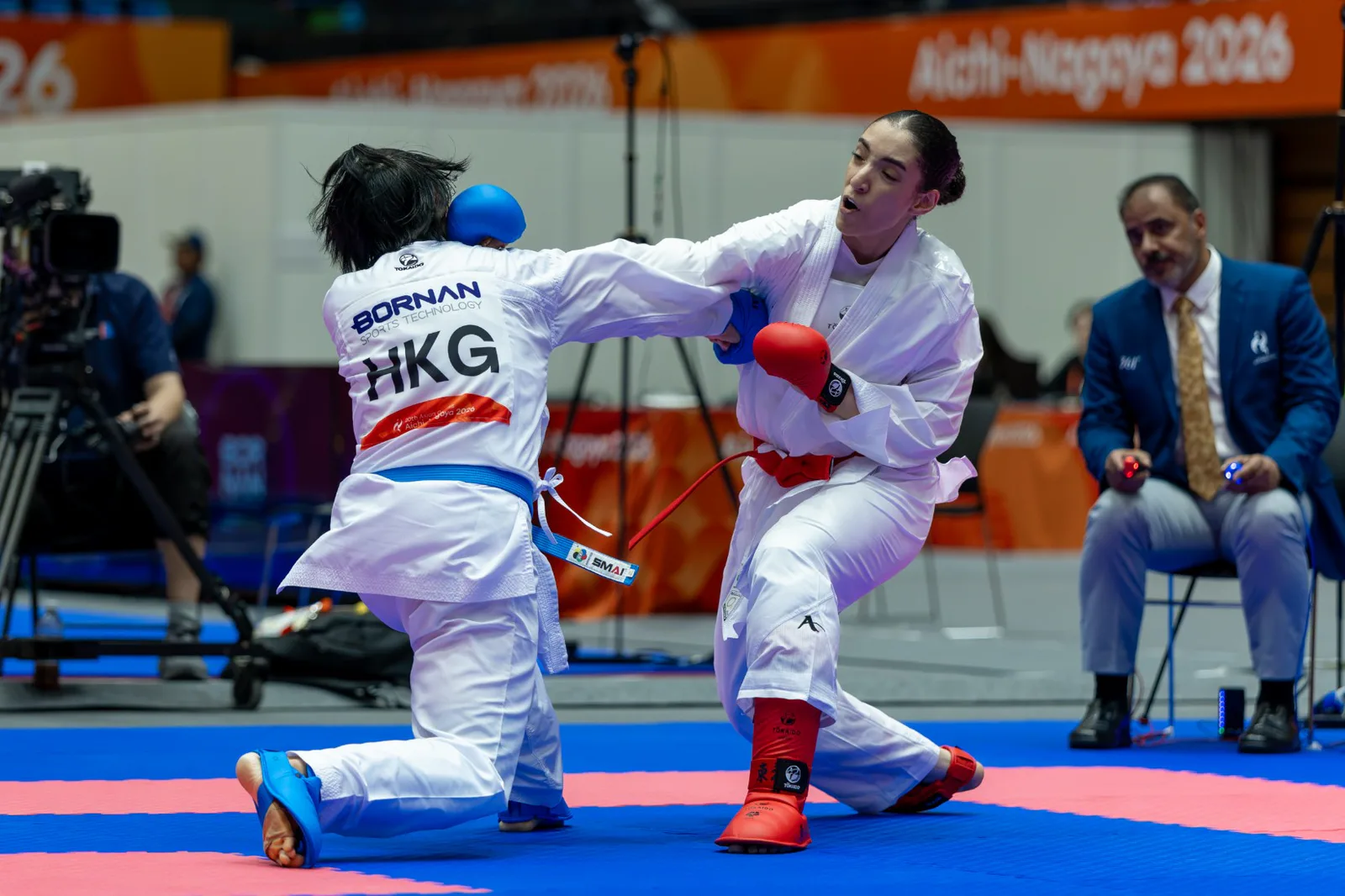صورة من الألبوم