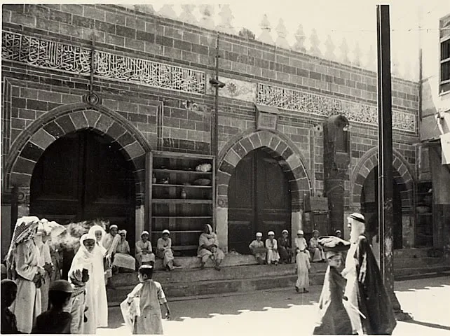 صورة من الألبوم