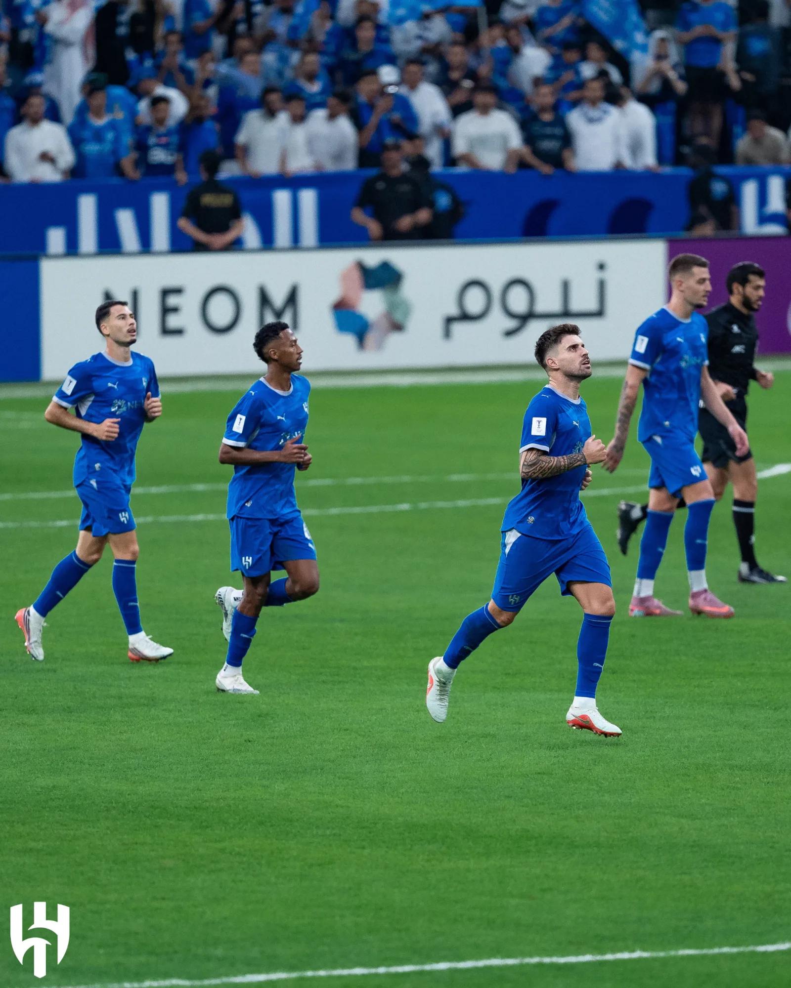 صورة من الألبوم