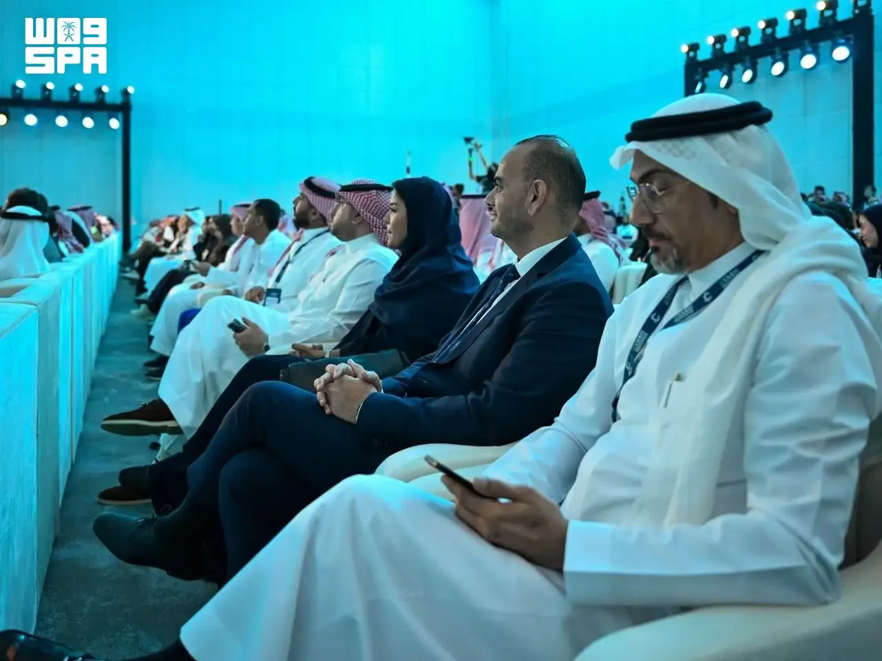 صورة من الألبوم