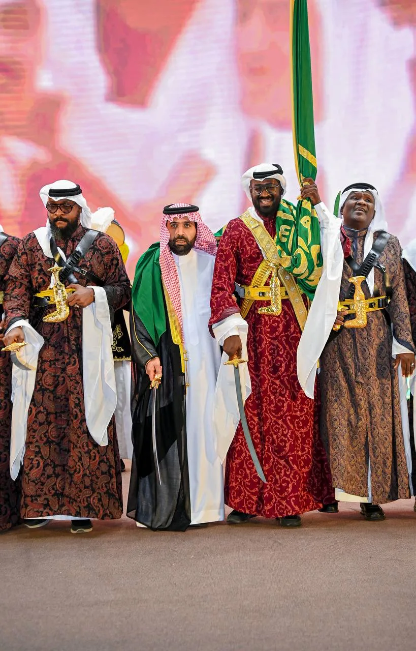 صورة من الألبوم