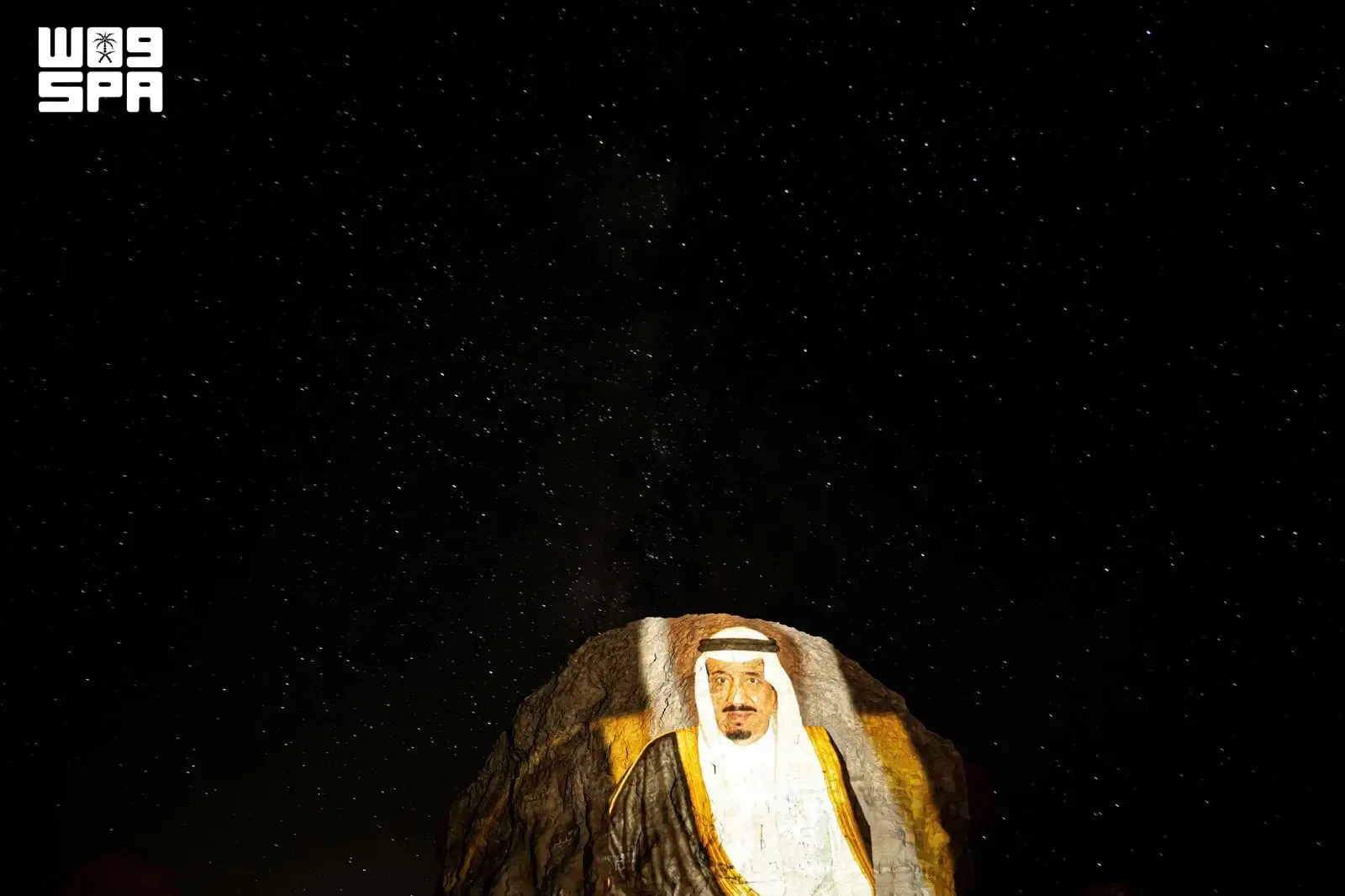 صورة من الألبوم