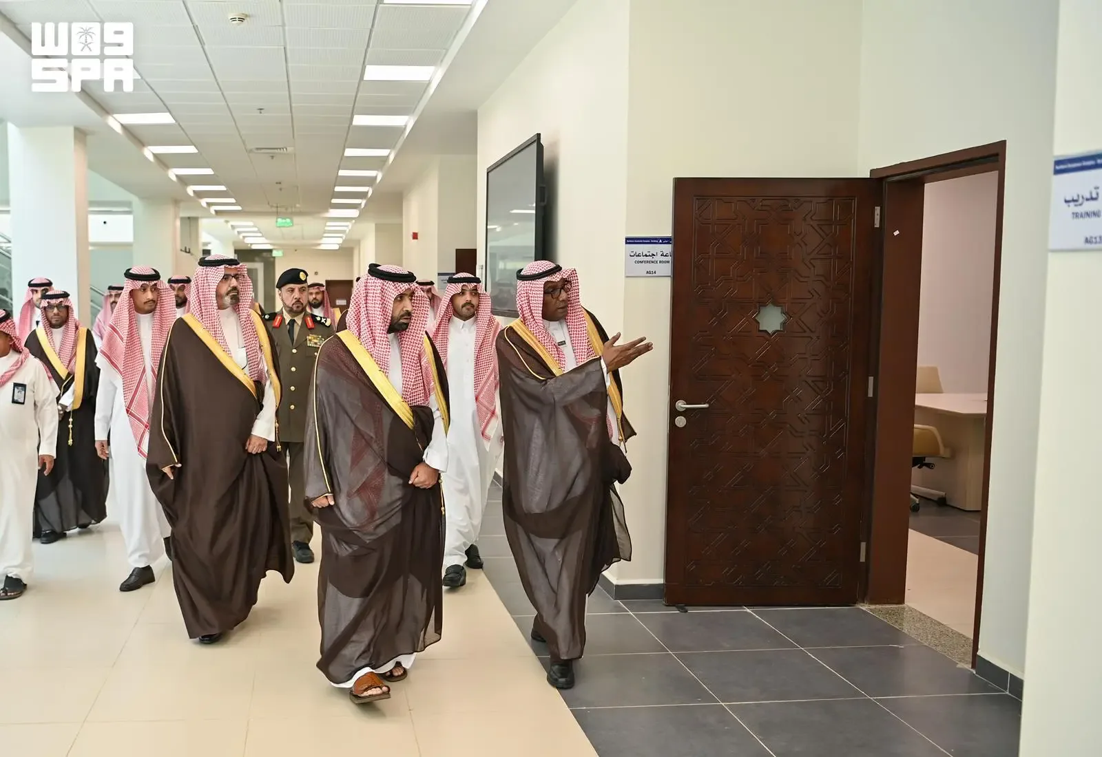 صورة من الألبوم