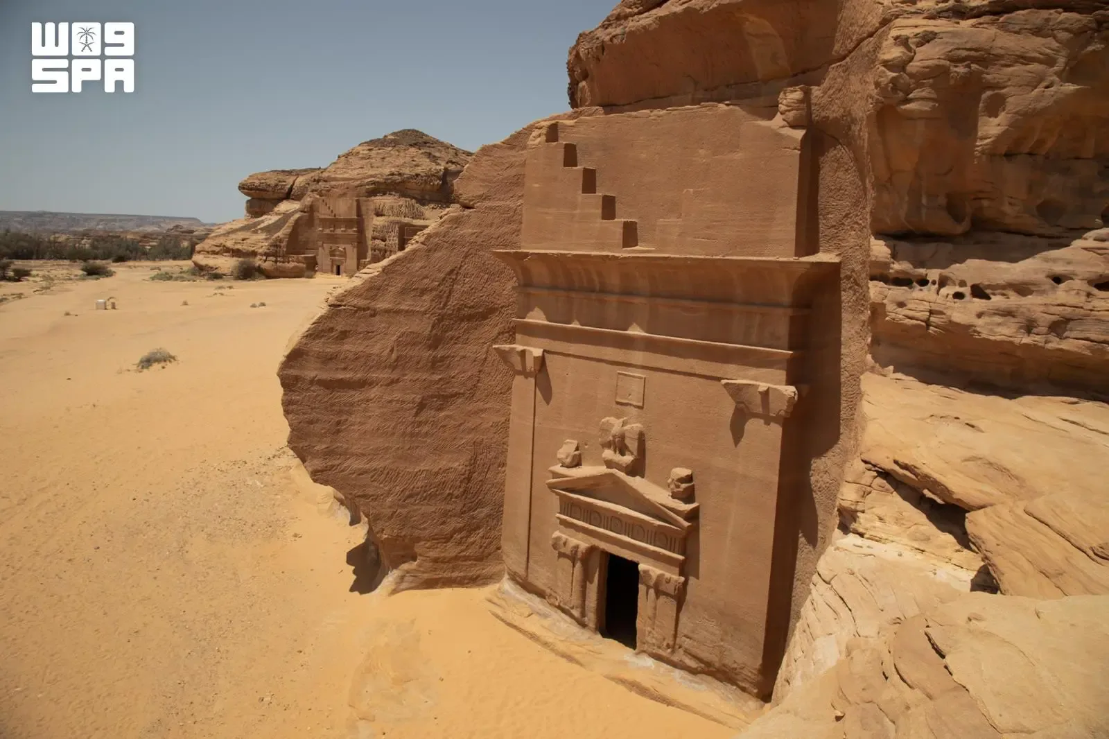 صورة من الألبوم