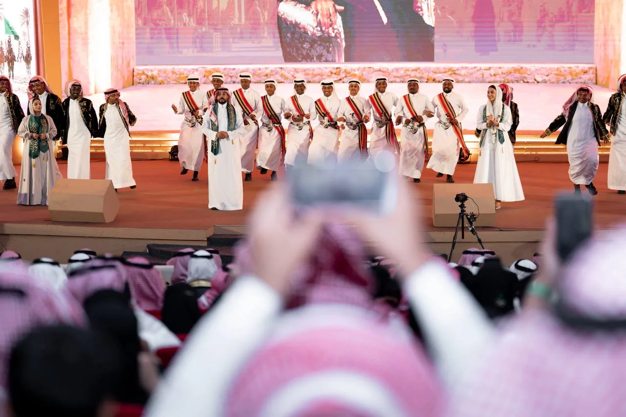 صورة من الألبوم