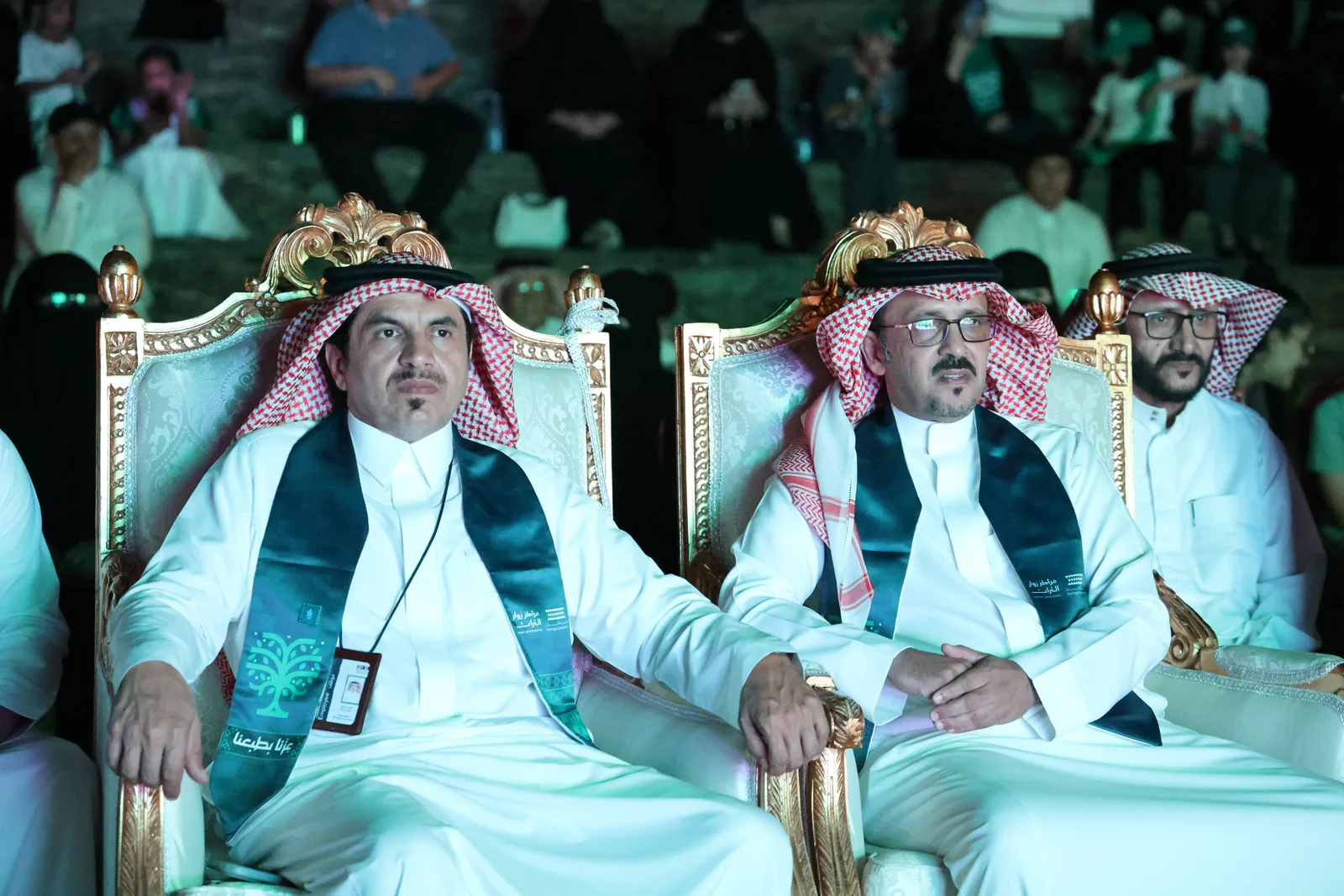 صورة من الألبوم