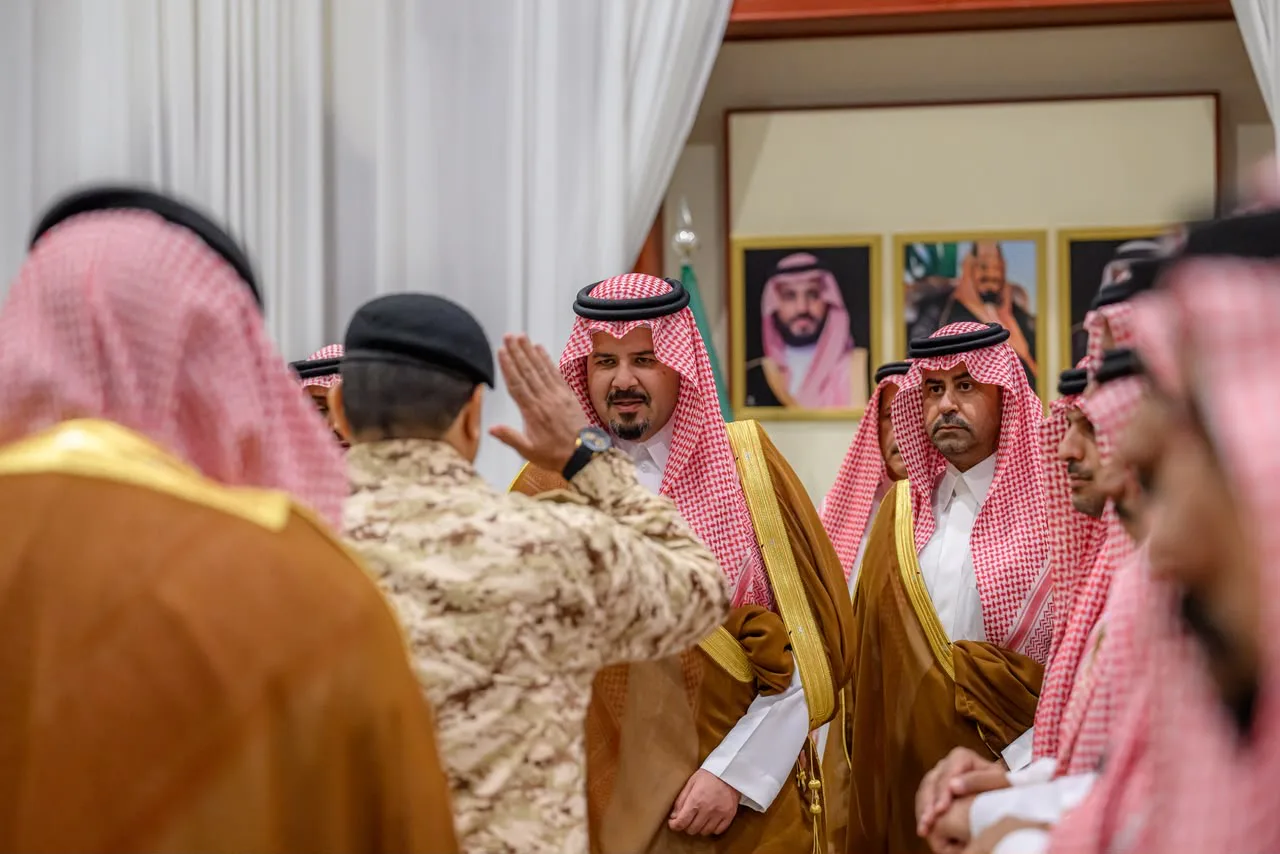 صورة من الألبوم