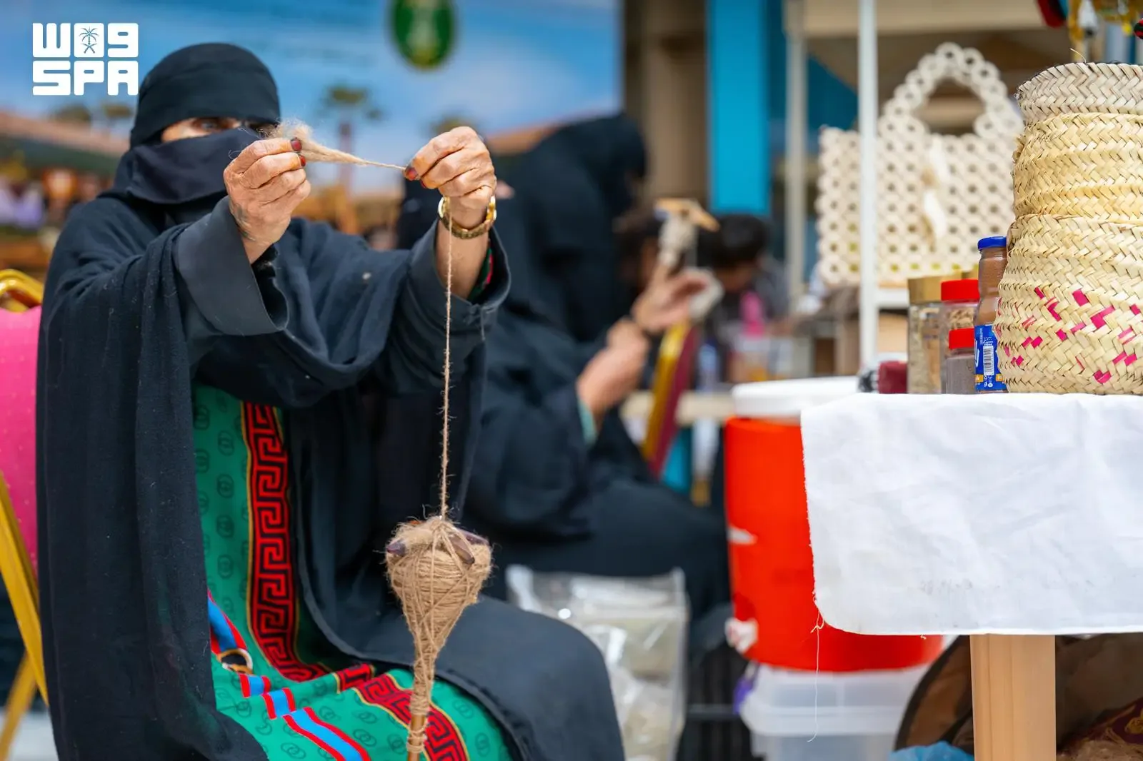 صورة من الألبوم