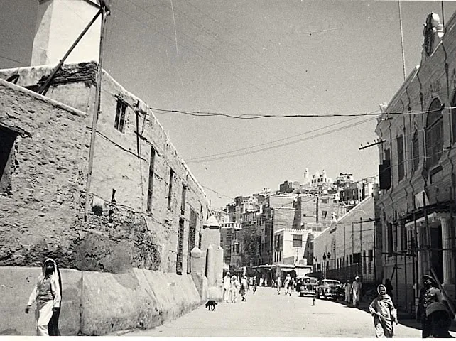 صورة من الألبوم