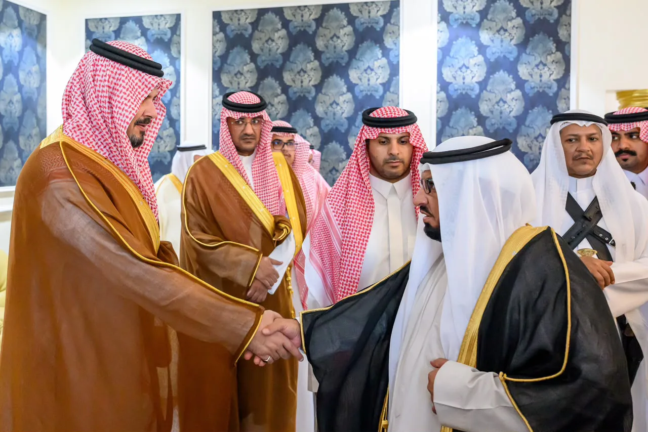 صورة من الألبوم