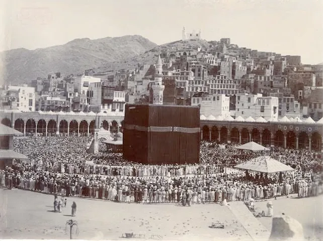 صورة من الألبوم