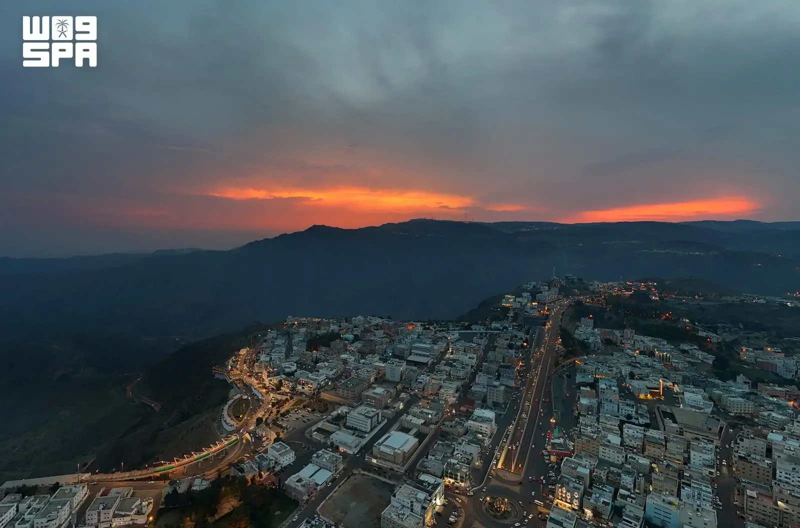 صورة من الألبوم