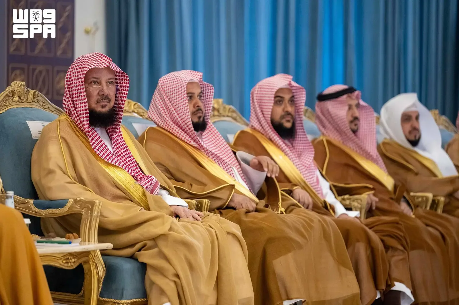 صورة من الألبوم