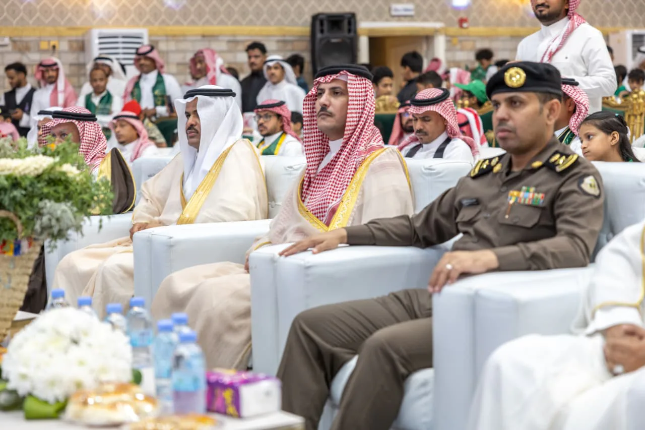 صورة من الألبوم
