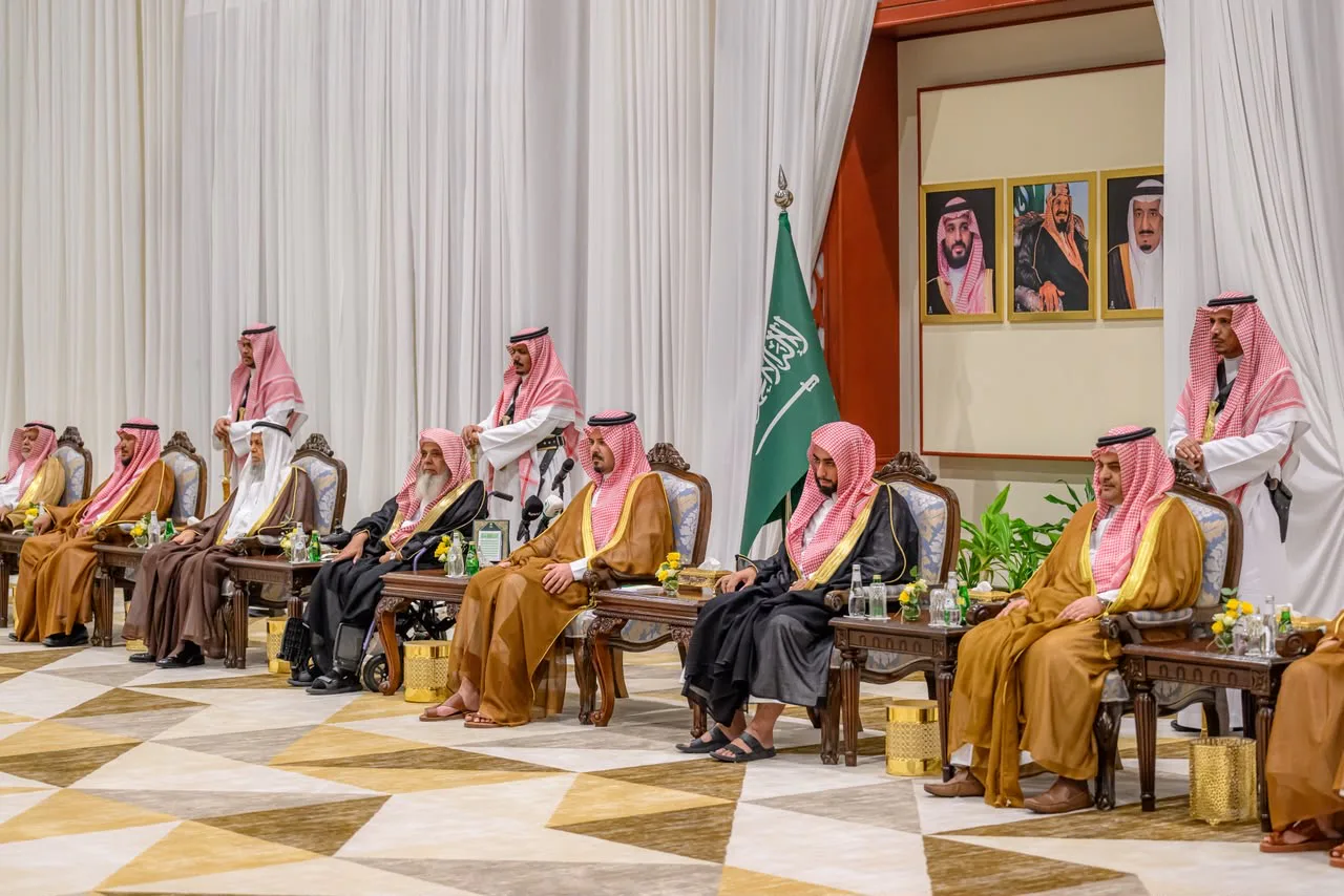 صورة من الألبوم