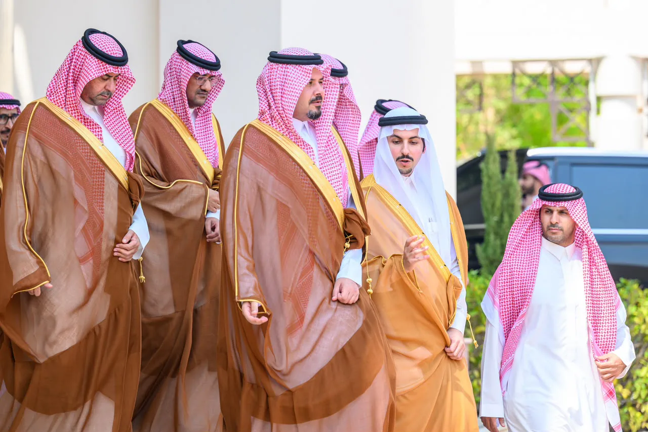صورة من الألبوم