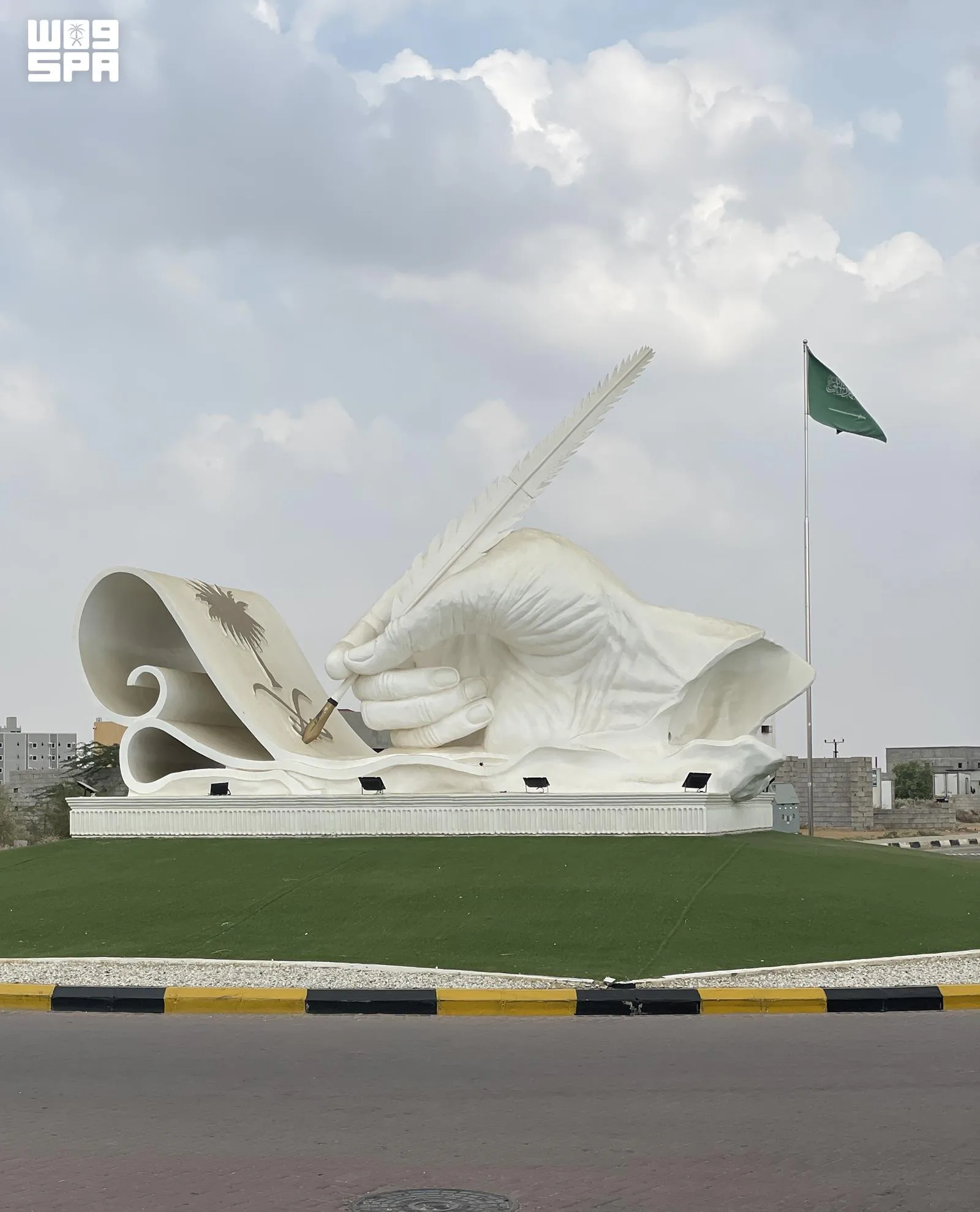 صورة من الألبوم