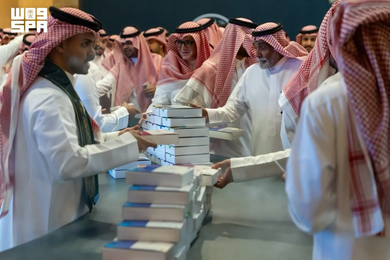 صورة من الألبوم