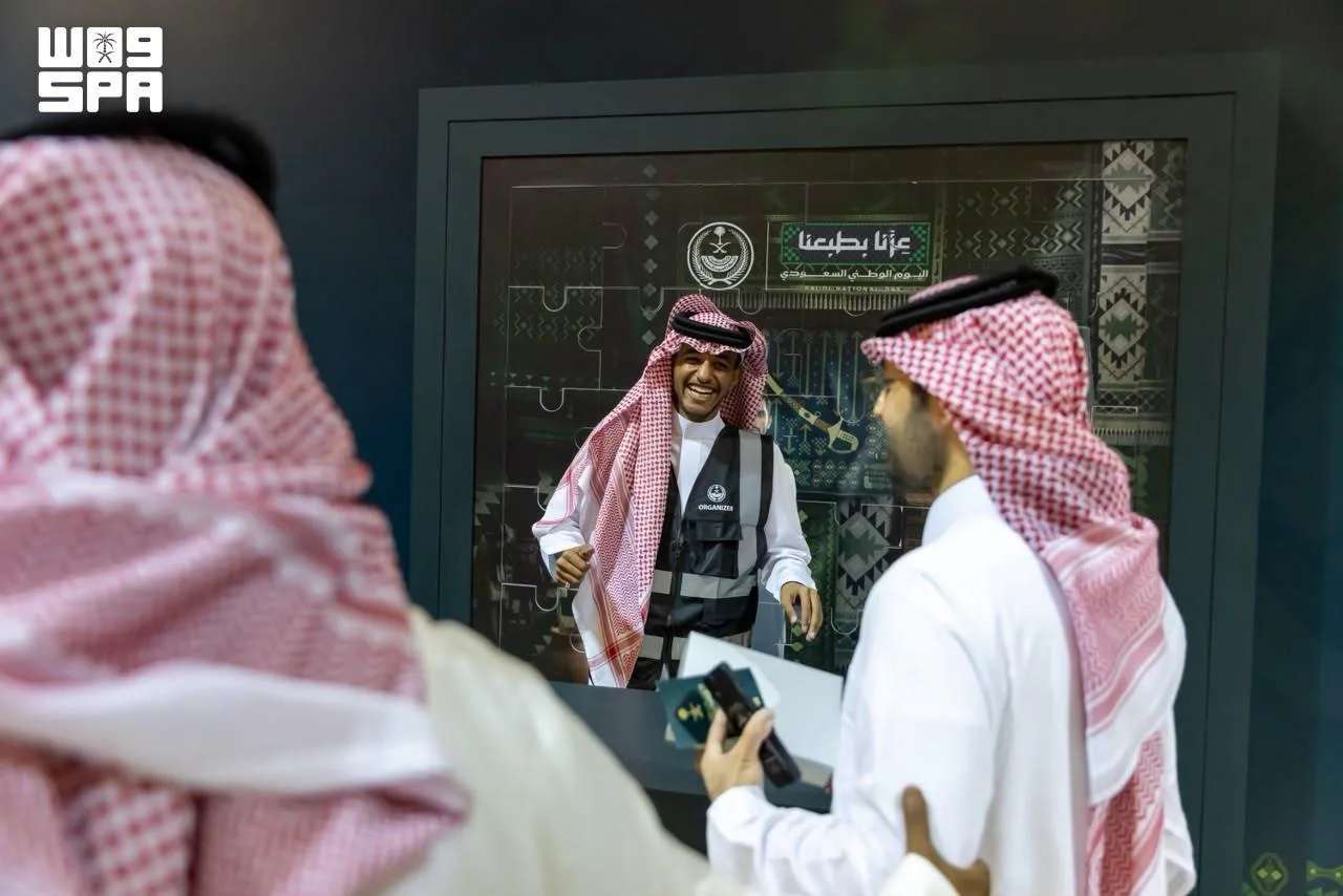 صورة من الألبوم