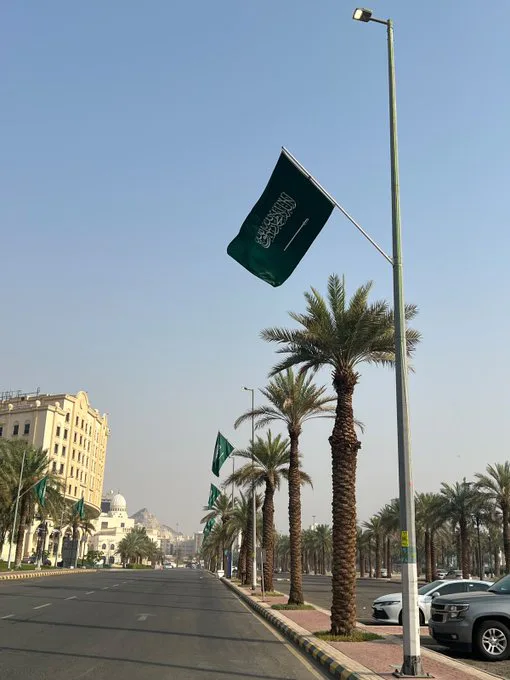 صورة من الألبوم